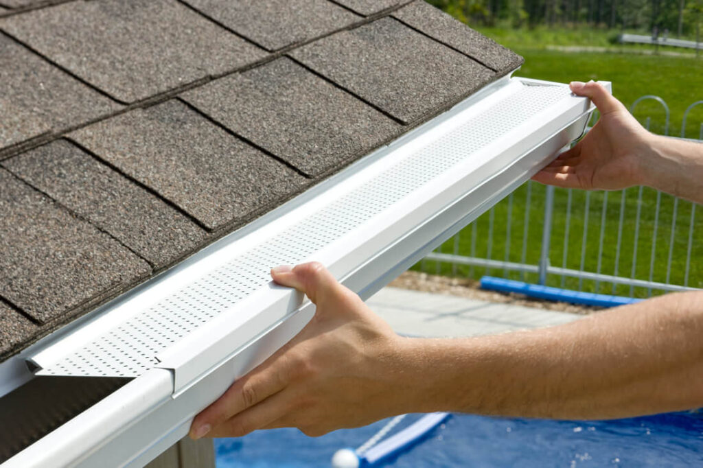 How Much Should Eavestrough Replacement Cost in Winnipeg in 2026?